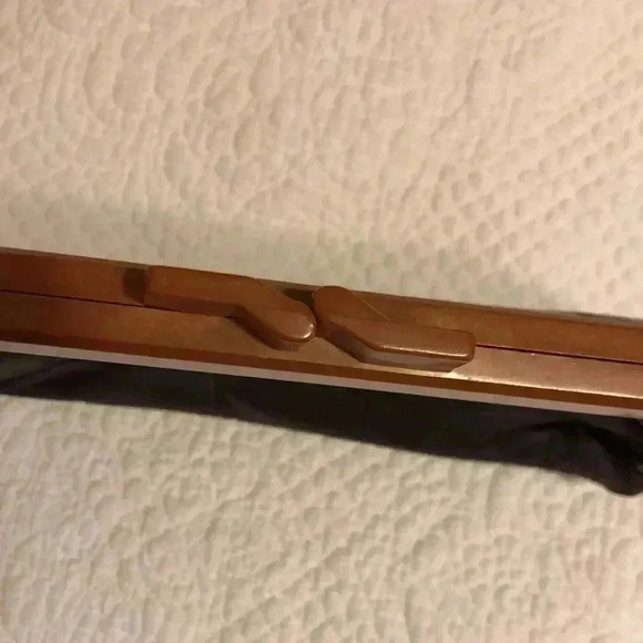 1970s vintage brown leather patchwork clutch.  Made in Hong Kong. - Picture 8 of 11